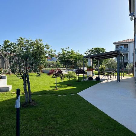 Apartments M&M Terzic Пореч Екстериор снимка