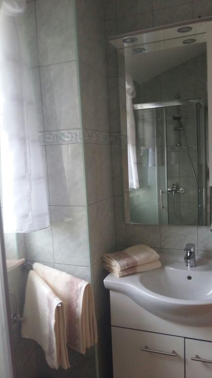 Apartments M&M Terzic Пореч Екстериор снимка