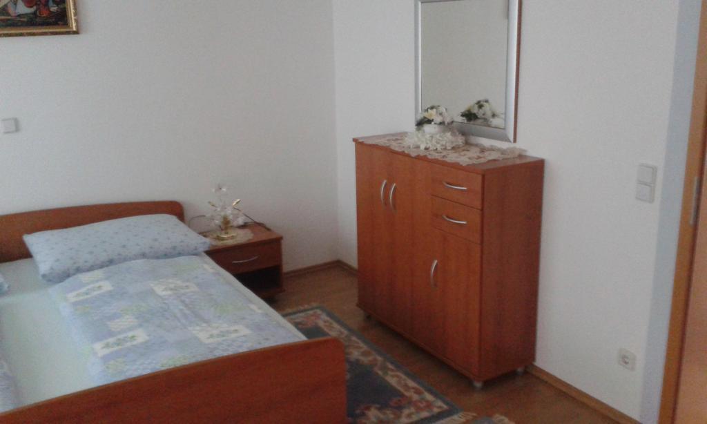 Apartments M&M Terzic Пореч Екстериор снимка